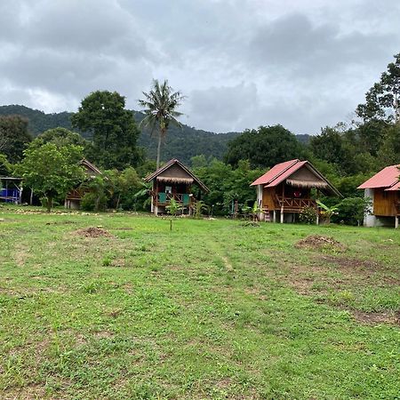 Seree Bungalows & Chill Bar Koh Chang Buitenkant foto