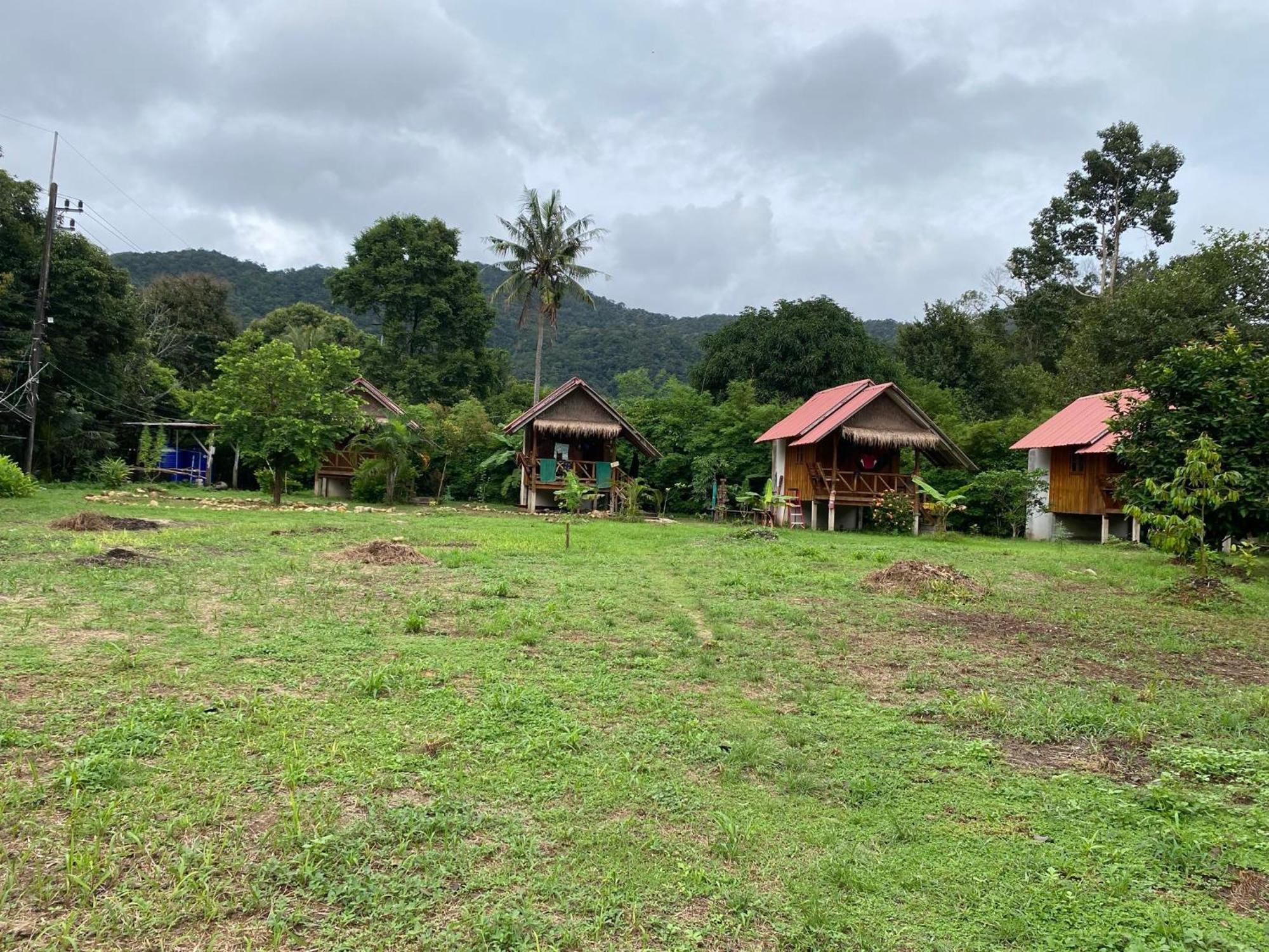 Seree Bungalows & Chill Bar Koh Chang Buitenkant foto